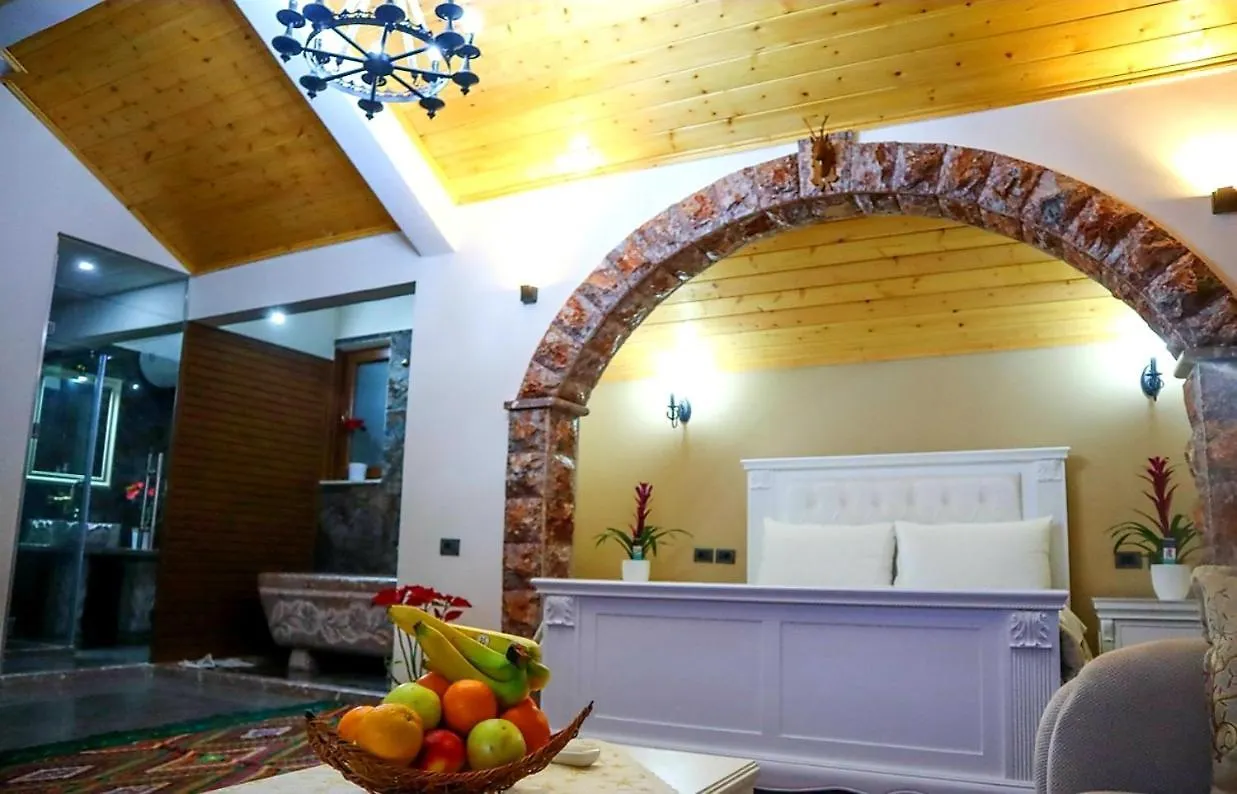 Villa Parku Rinia Korce 0*,